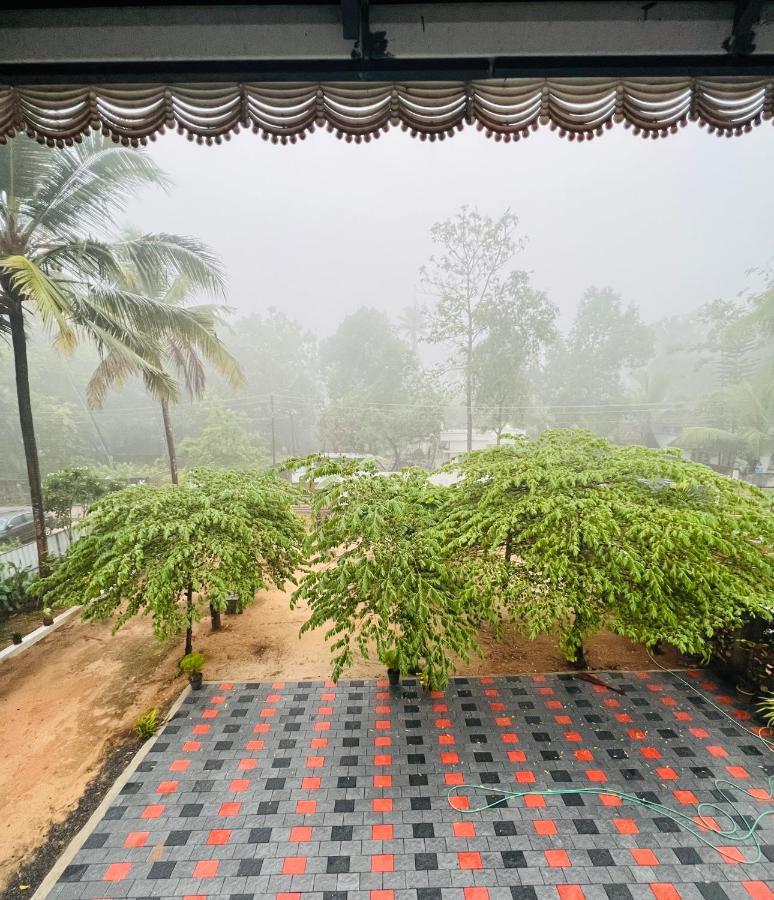 Marari Eclipse Homestays Alappuzha Bagian luar foto