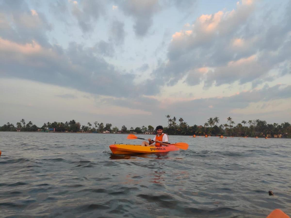 Marari Eclipse Homestays Alappuzha Bagian luar foto