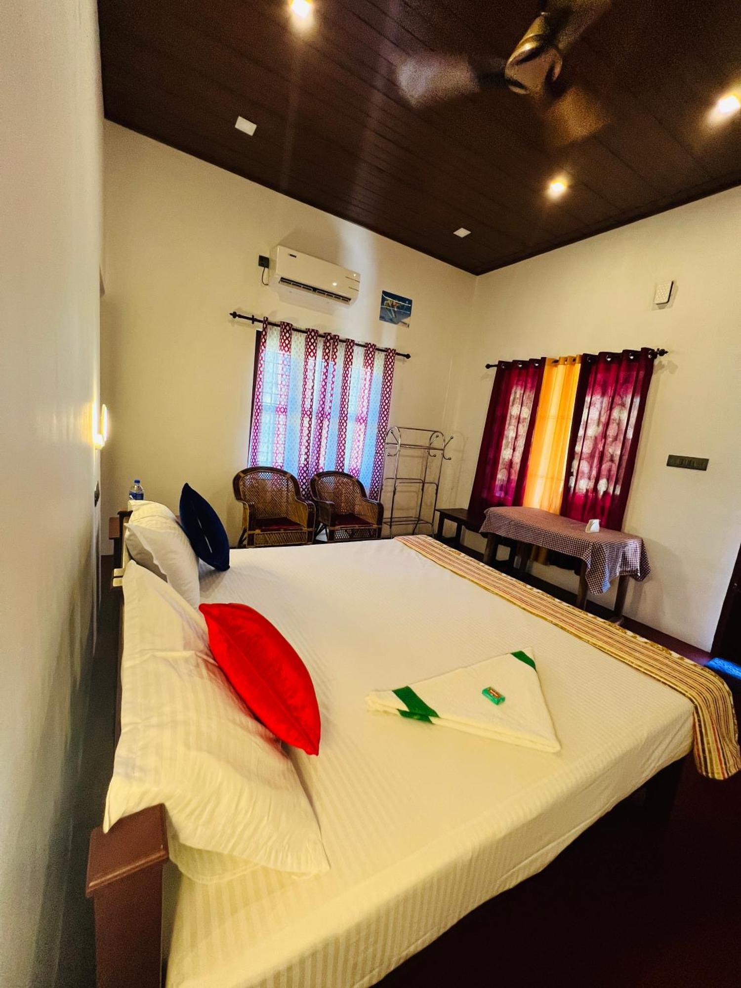 Marari Eclipse Homestays Alappuzha Bagian luar foto
